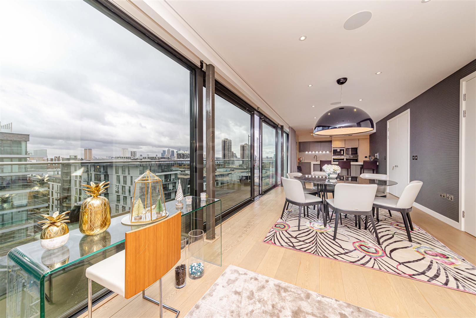 3 bed property in Sterling Mansions, 75 Leman Street, LONDON